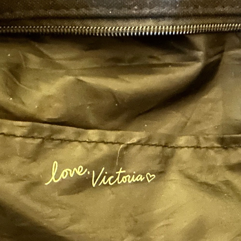 Victoria’s Secret Black Canvas with Red Sequin Lips detailing Weekender Tote - Picture 7 of 10
